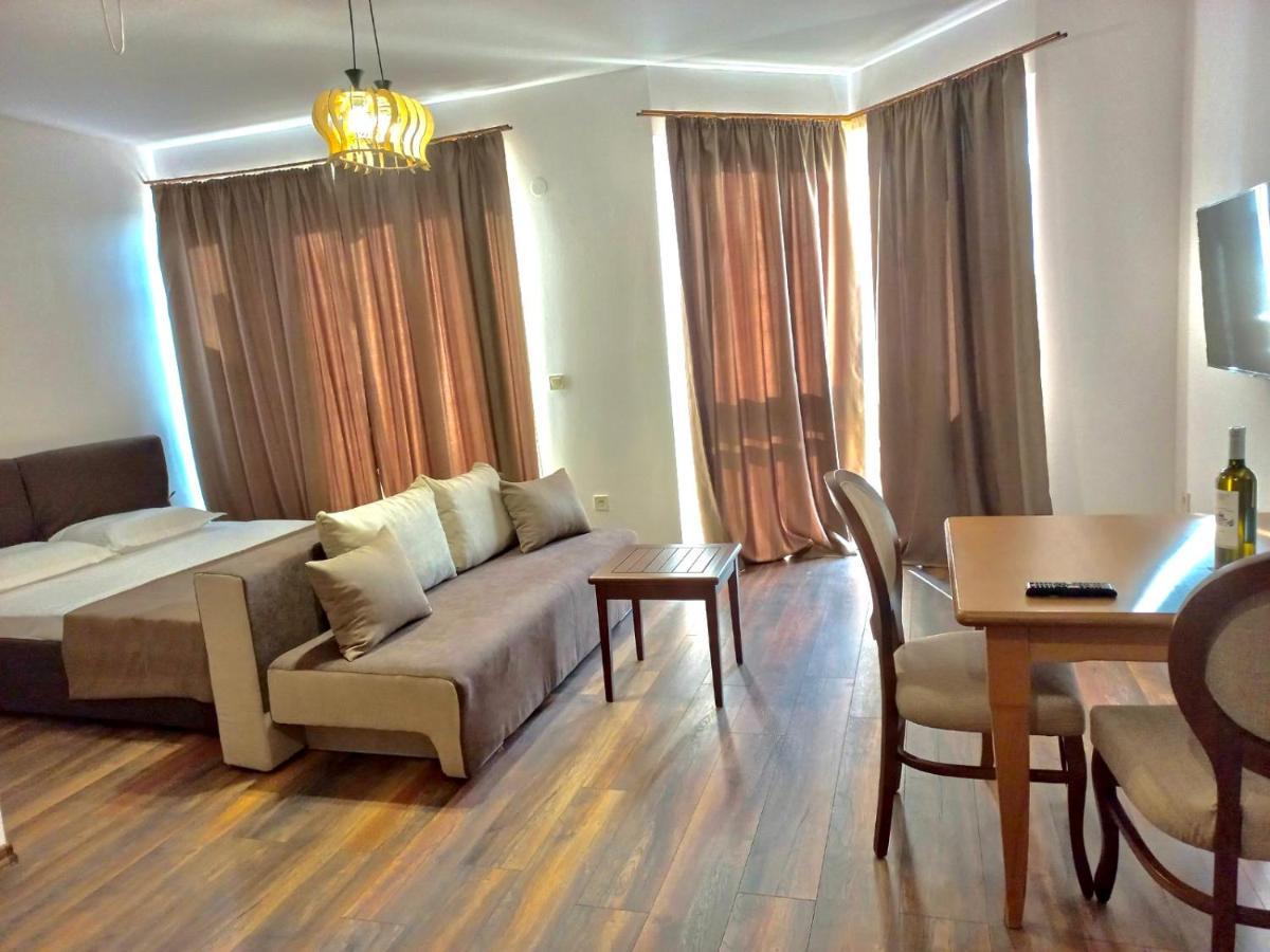 Pirin Golf Hotel Private Studios - Sani, Bansko Razlog Exterior photo