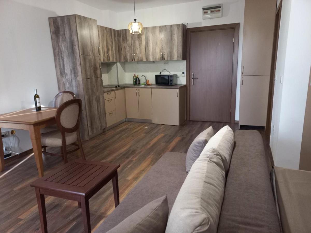 Pirin Golf Hotel Private Studios - Sani, Bansko Razlog Exterior photo