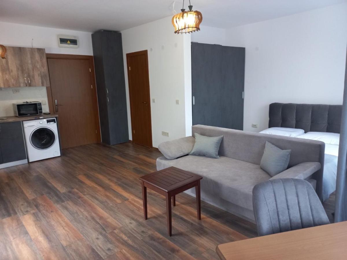 Pirin Golf Hotel Private Studios - Sani, Bansko Razlog Exterior photo